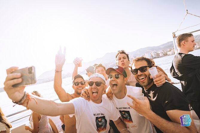 3 hours on the craziest boat party in Malaga - Who will enjoy this boat party most?