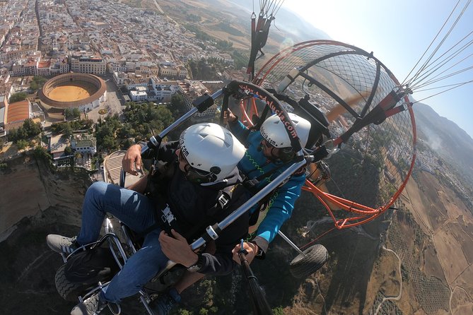 30-minute paramotor flight in Ronda - Taking off near Ronda with a powered paraglider