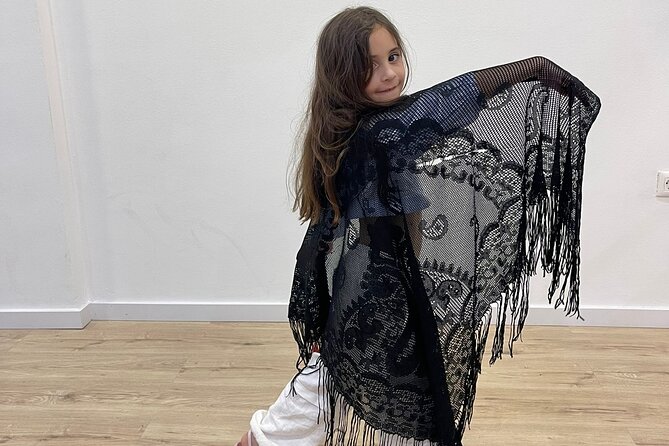45 minutes flamenco dance class for family in Málaga - Why the 45-minute format works in Málaga