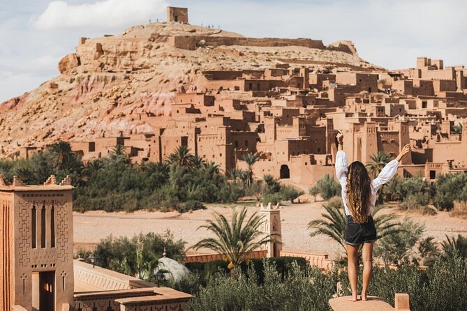 5-Day Morocco Tour: Casablanca, Marrakech, Meknes, Fez and Rabat from Malaga - Fez: medina walls, royal gates and sales stops