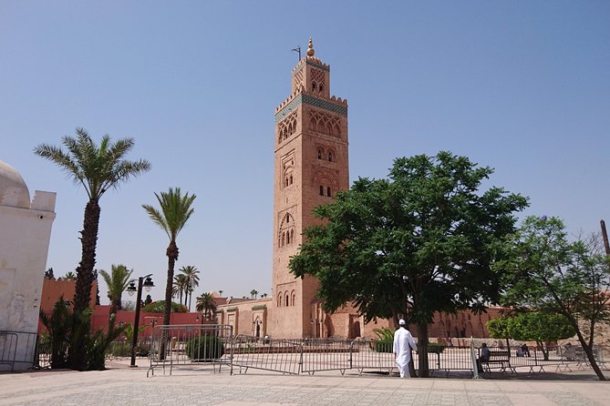 6-Night Morocco Tour from Malaga: Fez, Meknes, Marrakech, Casablanca, Rabat and Tangier - Meknes and the limits of a fast route
