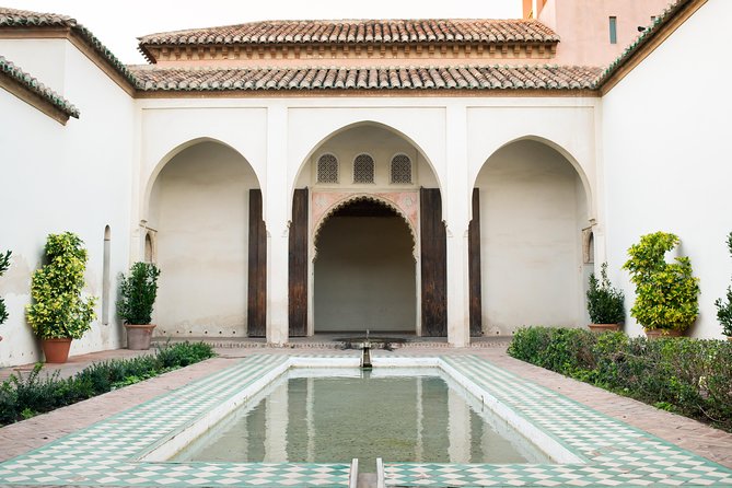 Alcazaba Malaga Guided Tour - Starting on Calle Alcazabilla