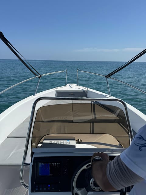 Benalmádena: Alquiler de barcos sin licencia Costa del Sol - The real value of the $35 starting price