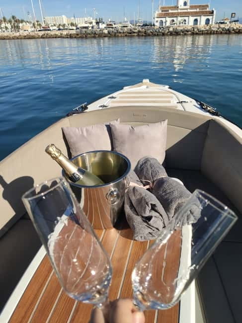 Benalmadena: Boat Rental with No License Required - Finding Oceanautic at Puerto Benalmádena