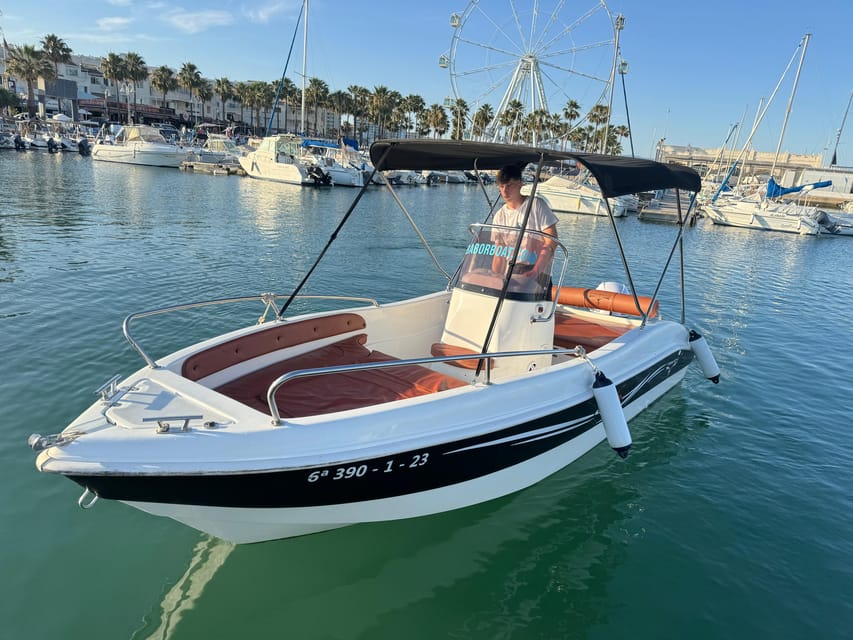 Benalmádena: Boat Rental without License - Booking advice for a smoother outing
