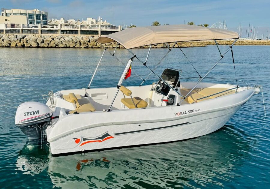 Benalmádena: Costa del Sol License-Free Boat Rental - Key points to know before booking