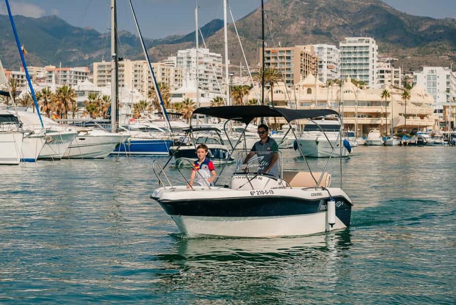 Benalmádena: license-Free Rent Boat for Dolphin Watching - What the 15-hp boat feels like on the water