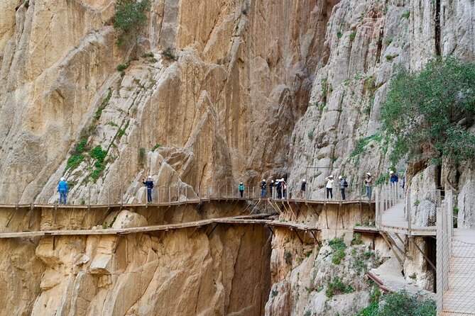 Caminito del Rey Day Trip from Costa del Sol - Starting near the Kiosko at El Pantano de Guadalhorce