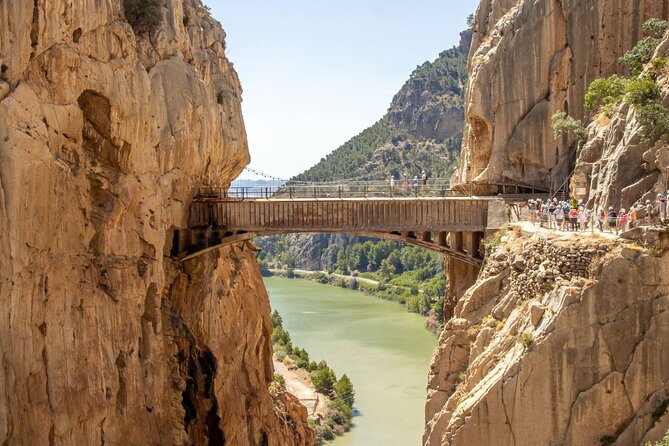 Caminito del Rey Day Trip from Costa del Sol - A useful breakfast stop in Ardales