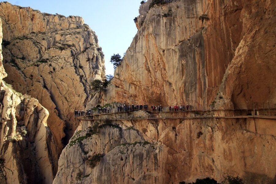 Costa del Sol: Caminito del Rey Guided Trip - Walking the 7.7-kilometer route