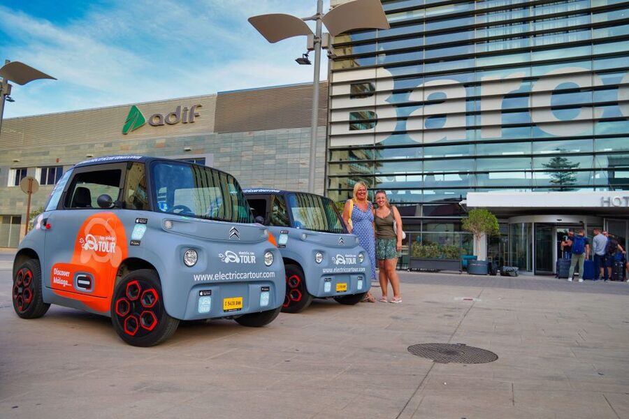 Cruise Terminal Pickup: Málaga in 2 Hours by Electric Car - Who will enjoy this most