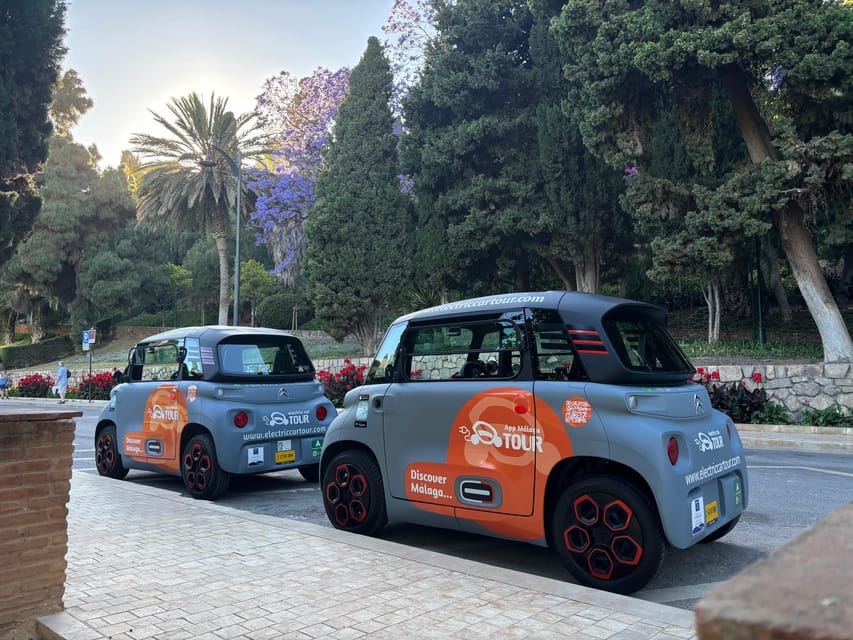 Discover Málaga in 2 Hours: Relaxing Tour by Electric Car - What the radio-guided format feels like