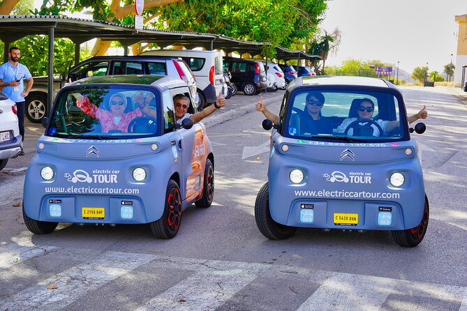 Discover the Treasure Cave: Unique Electric Car Tour in Málaga - The climb toward Gibralfaro and the city view
