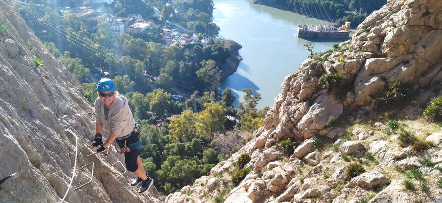 El Chorro: Climb Via Ferrata at Caminito del Rey - Meeting in Granada and reaching El Chorro