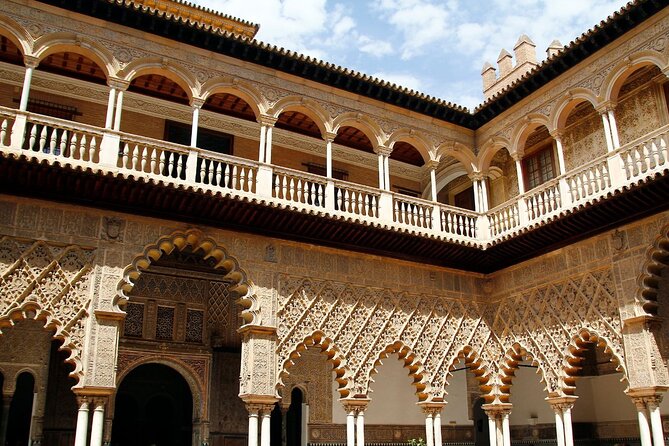 Excursion from Malaga to Seville with tickets to the Real Alcázar - Who will get the most from this excursion