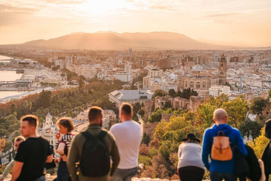 Express tuktuki tour in Malaga: Gibralfaro Viewpoint and Photography - From Muelle Uno to Malaga’s best lookout