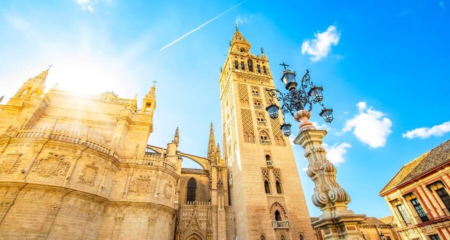 From Costa del Sol: Guided Tour of Seville - The Santa Cruz walk begins with Seville’s old lanes