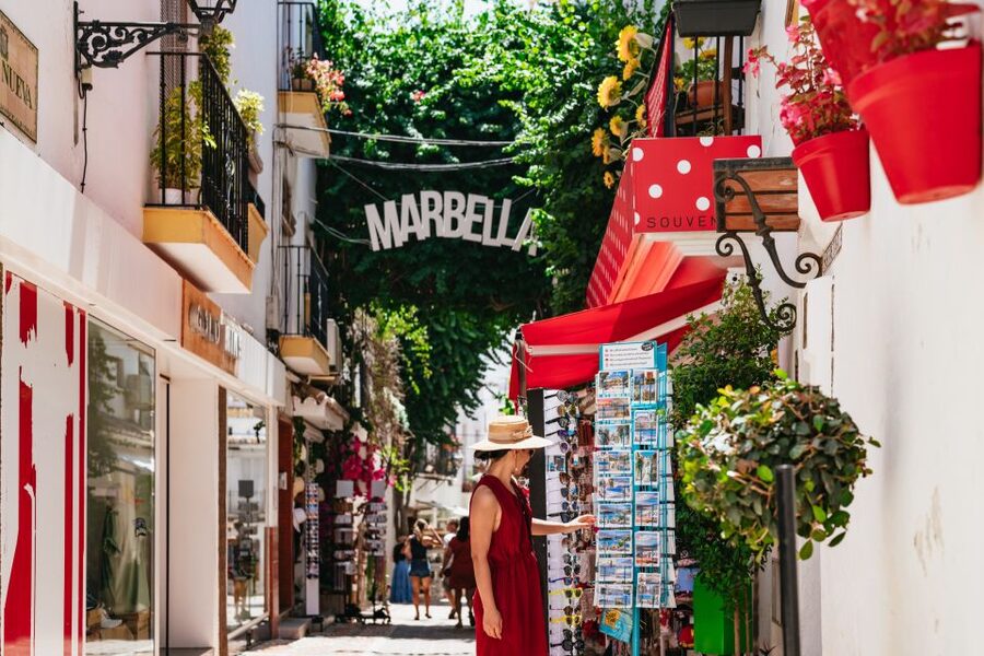 From Costa del Sol: Mijas, Marbella and Puerto Banús Tour - Marbella: a short city introduction