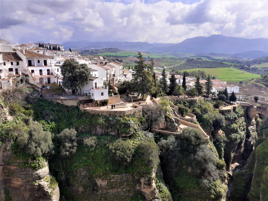 From Costa del Sol: Private Ronda Tour - Who should choose this Ronda tour?