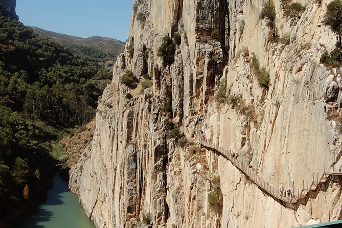 From El Chorro: Caminito del Rey - What the guide contributes