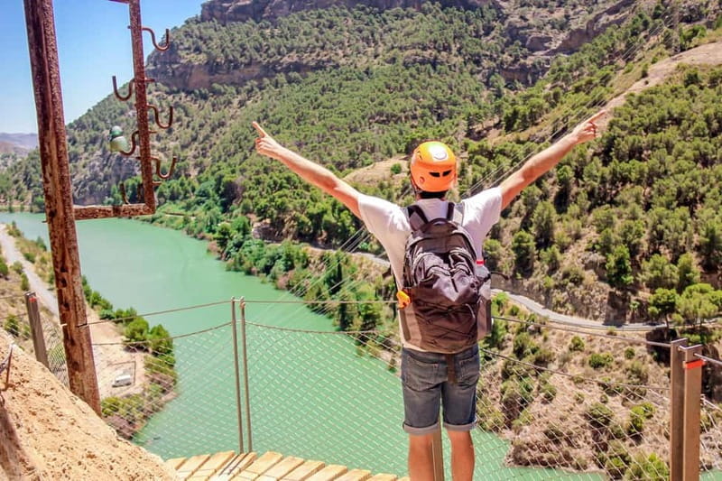 From Málaga: Caminito del Rey Day Trip & Guided Tour - Why Caminito del Rey is worth the day from Málaga
