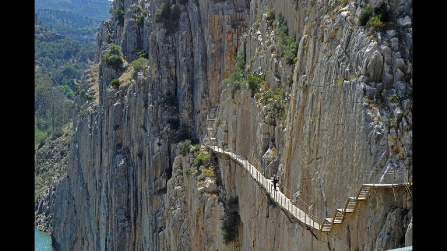 From Malaga: Caminito del Rey Private Guided Tour - Leaving Malaga for the Gaitanes Gorge