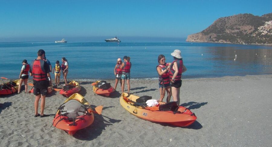 From Málaga: Cliffs of Maro-Cerro Gordo Guided Kayaking Tour - Should you book the Maro-Cerro Gordo kayak tour?