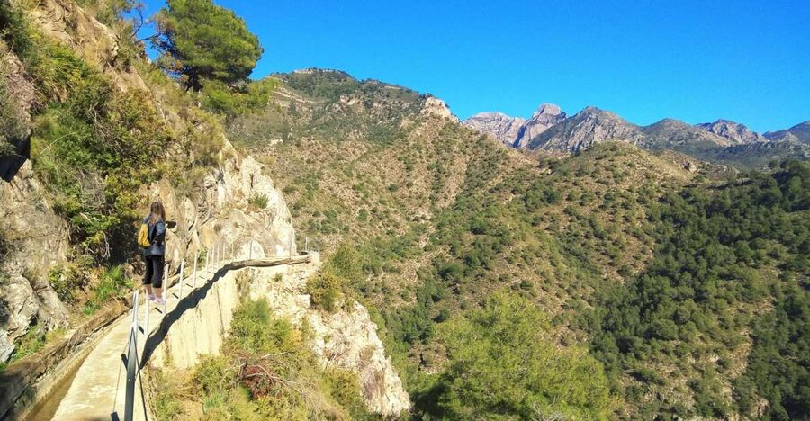 From Málaga: Frigiliana Hiking Tour with Wine & Appetizers - Why this route is more than a village walk