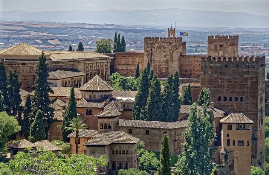 From Malaga: Granada Full-Day Trip with Alhambra - Entering the Alhambra with a timed ticket