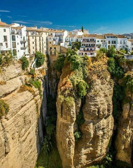 From Malaga: Ronda & Setenil de las Bodegas Guided Day Trip - What the guide adds