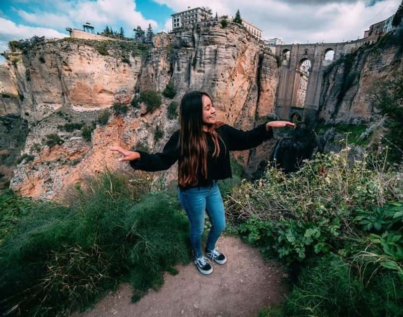 From Malaga: Ronda & Setenil de las Bodegas Guided Day Trip - Who should book this day trip