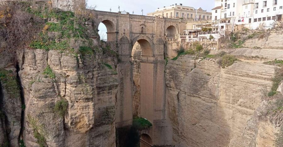From Málaga: Ronda+Setenil de las Bodegas with Little Train - Setenil de las Bodegas and its rock-roofed streets