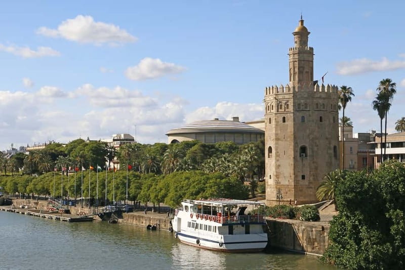 From Malaga: Seville Day Trip with Real Alcázar Tickets - Plaza de España and the first look at Seville