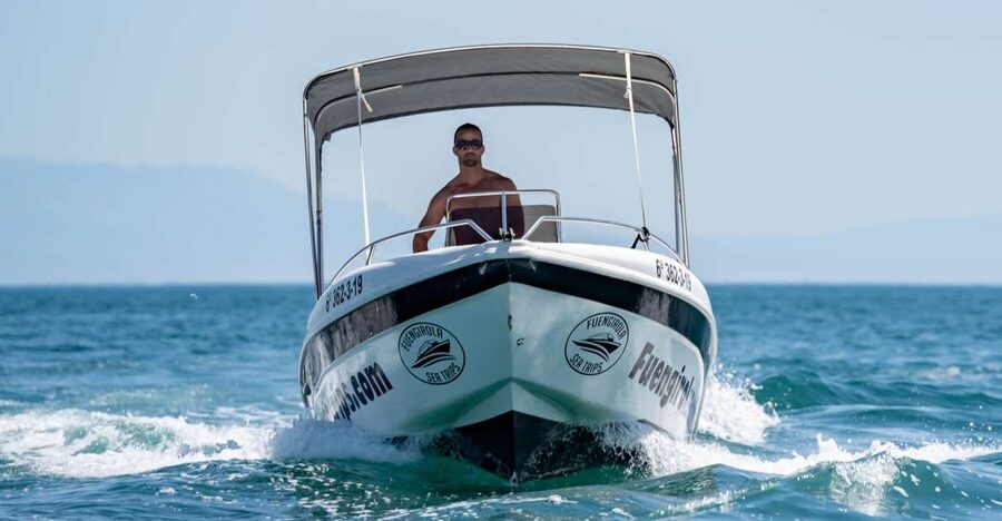 Fuengirola: Best Boat Rental without License - Taking the helm from Fuengirola