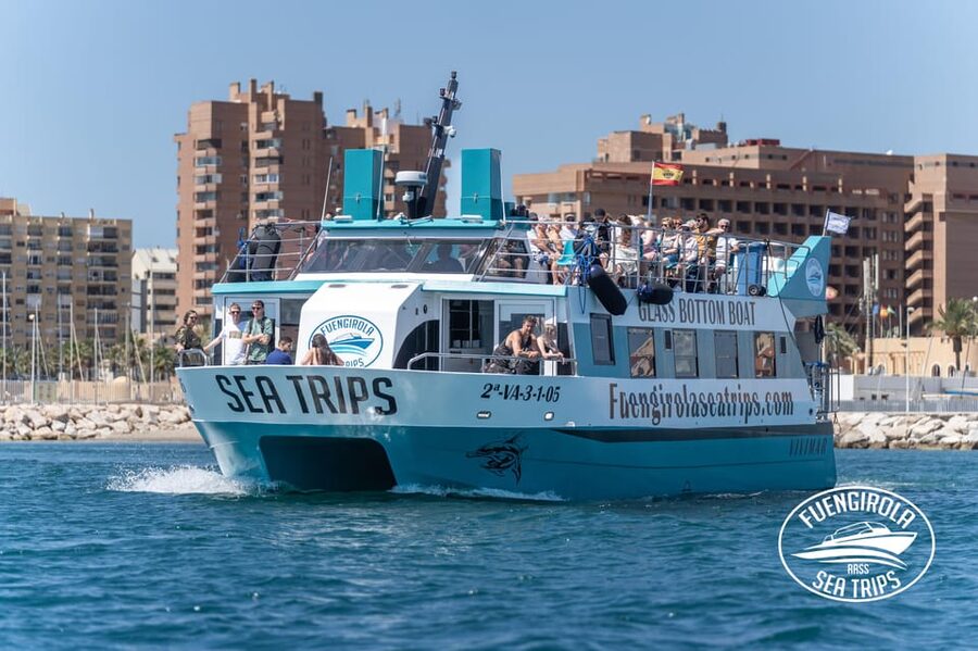 Fuengirola: Catamaran Tour to Spot Dolphins - The first 45 minutes along the Costa del Sol