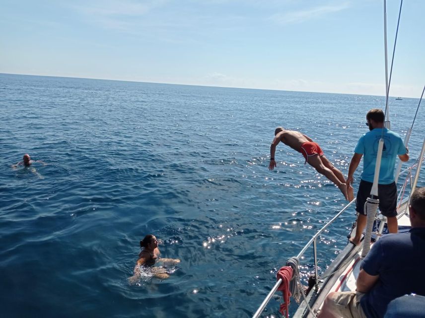 Fuengirola: Dolphin-Watching Sailing Tour with Drinks - Searching the Costa del Sol waters
