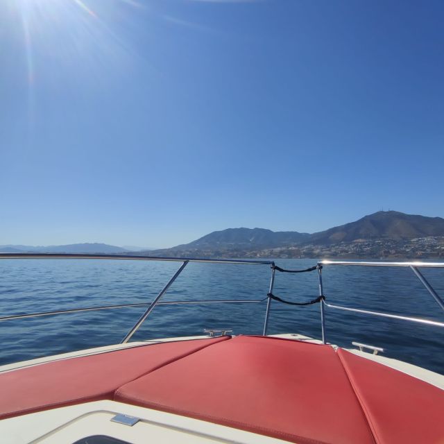 Fuengirola: Fantastic Dolphin Watching Yacht Tour with Drink - Setting out from Puerto de Fuengirola