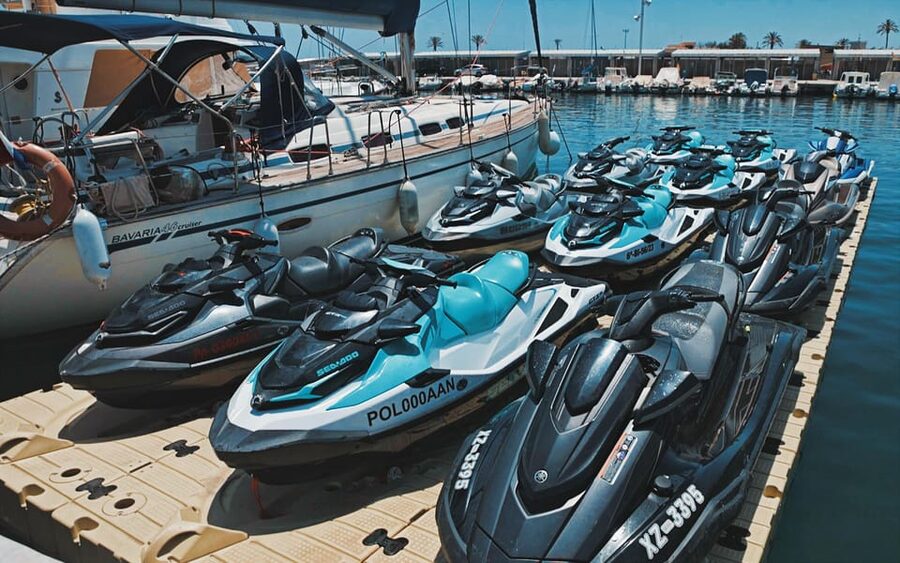 Fuengirola: Jet Ski Rental - Riding the Fuengirola coast