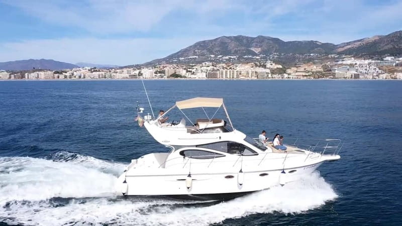 Fuengirola: Sunset Boat Tour - Cocktail Dinner & Champagne - Should you book it?