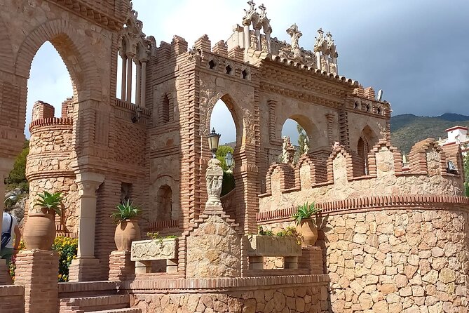 Guided tour of Castillo Colomares - Is $10.86 good value?
