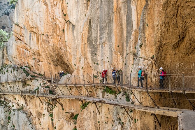 Guided Tour to Caminito del Rey from Malaga - What happens at the gorge entrance