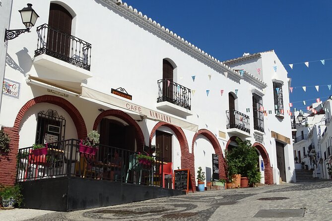 Guided Walking Tour of the Old Town of Frigiliana - The cane honey factory and a 16th-century building
