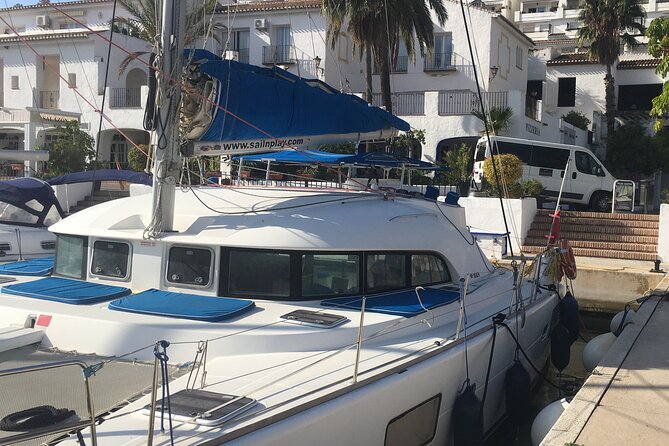 Half-Day Luxury Catamaran Sailing Cruise in Granada - Pickup, meeting point, and practical planning