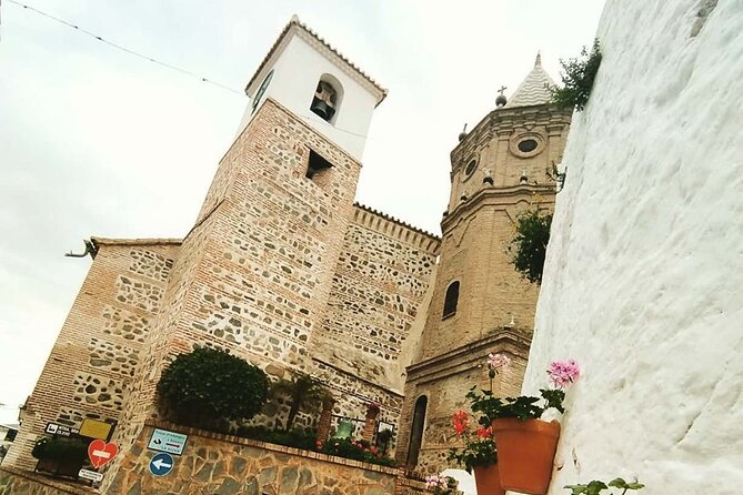 La Axarquia White Villages & Buddhist Stupa - SemiPrivate - Karma Guen Stupa and the Atalaya Tower walk