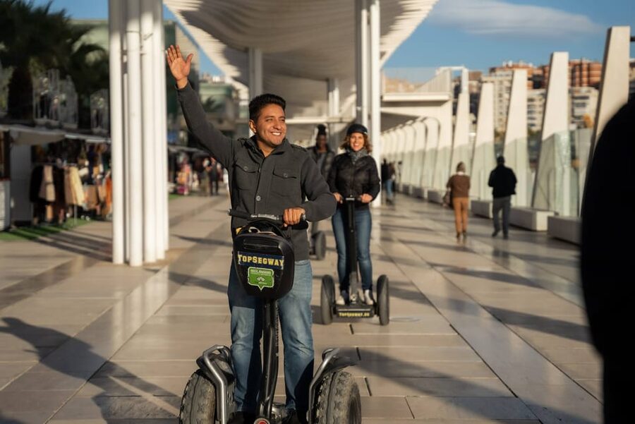 Malaga: 2-Hour Monumental Segway Tour - Returning through the center, Larios, and La Malagueta