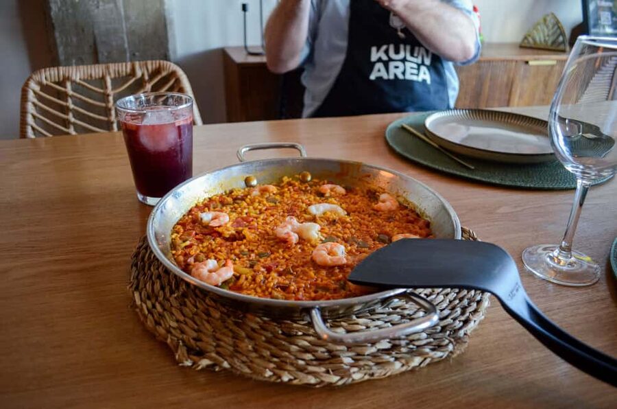 Malaga: Authentic Paella Cooking Class with Sangría - Key points to know