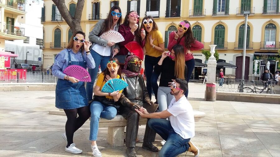 Malaga: Bachelorette Party Treasure Hunt - How the Málaga treasure hunt works