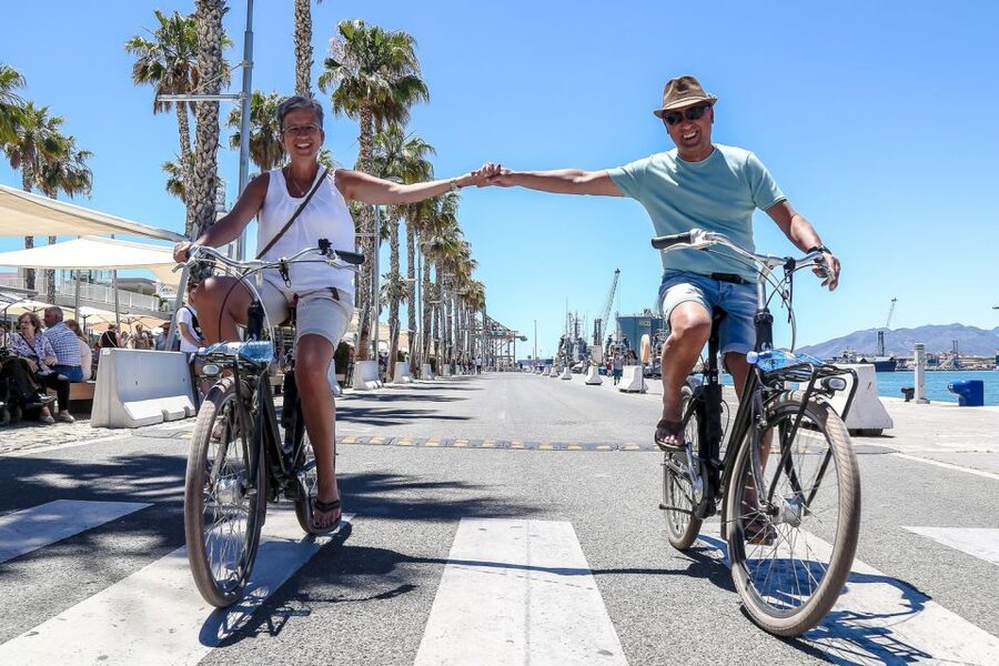 Malaga Bike Tour - Old Town, Marina & Beach - Through the old town and Picasso’s Malaga