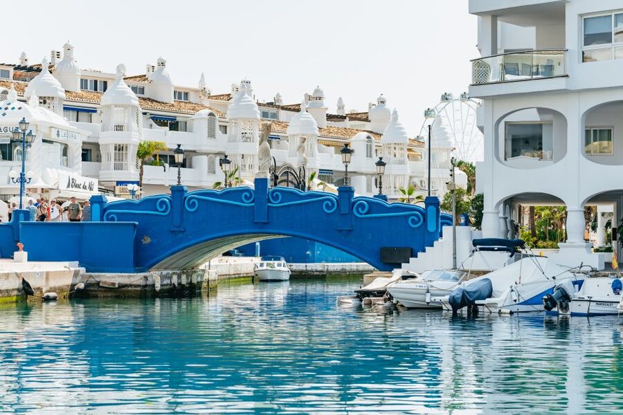 Malaga: Boat Rental without a License for Dolphin Watching - Choosing between 30 minutes and four hours