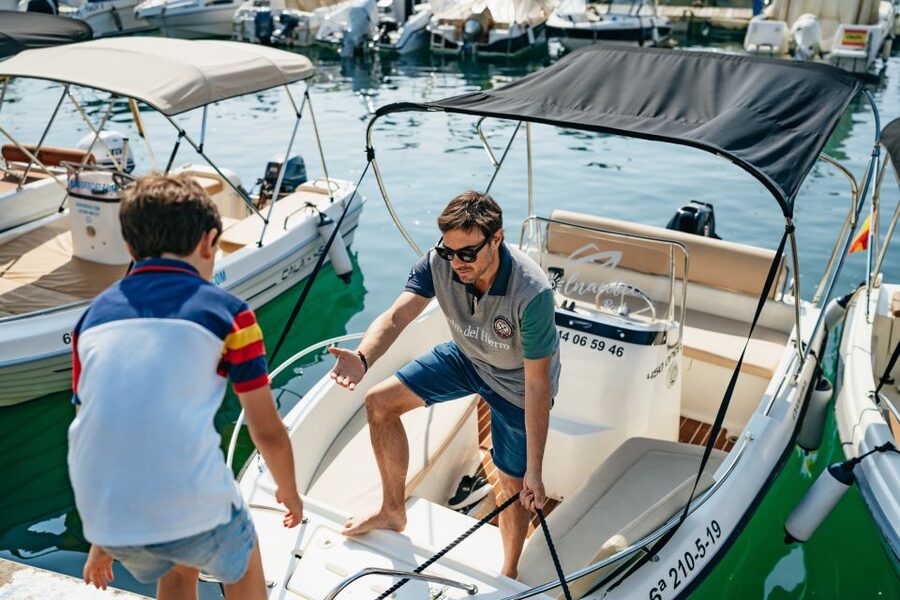 Malaga: Boat Rental without a License for Dolphin Watching - Looking for dolphins along the coast